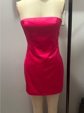 Forever 21 Strapless Mini Dress in Hot Pink
